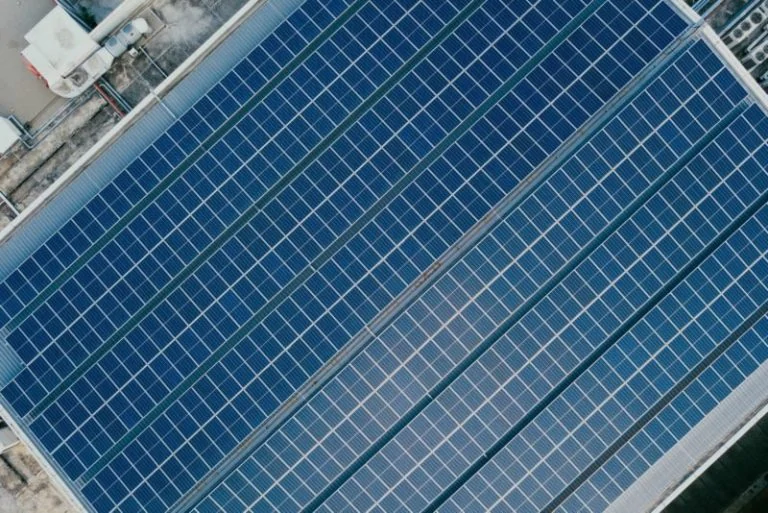 Bifacial Solar Panels: The Ultimate Guide