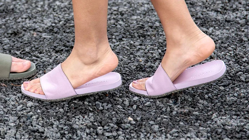 FeelGoodz sustainable slippers