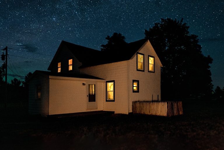 Too Good to Be True? How Free Weekend Electricity Works