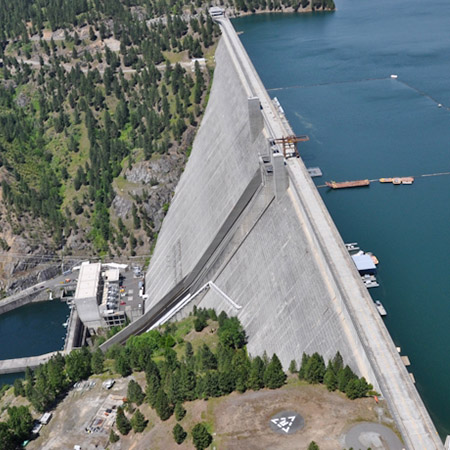 Gravity dam
