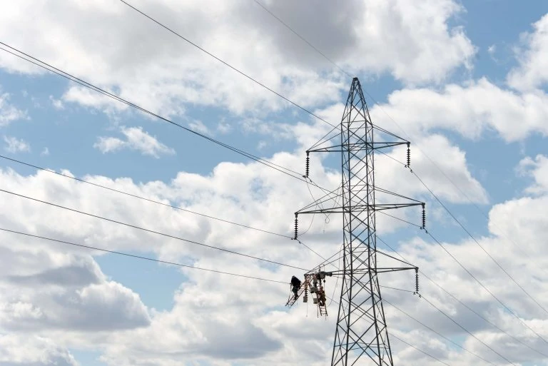 Current Flow Overview: How Electricity Travels Through Wires