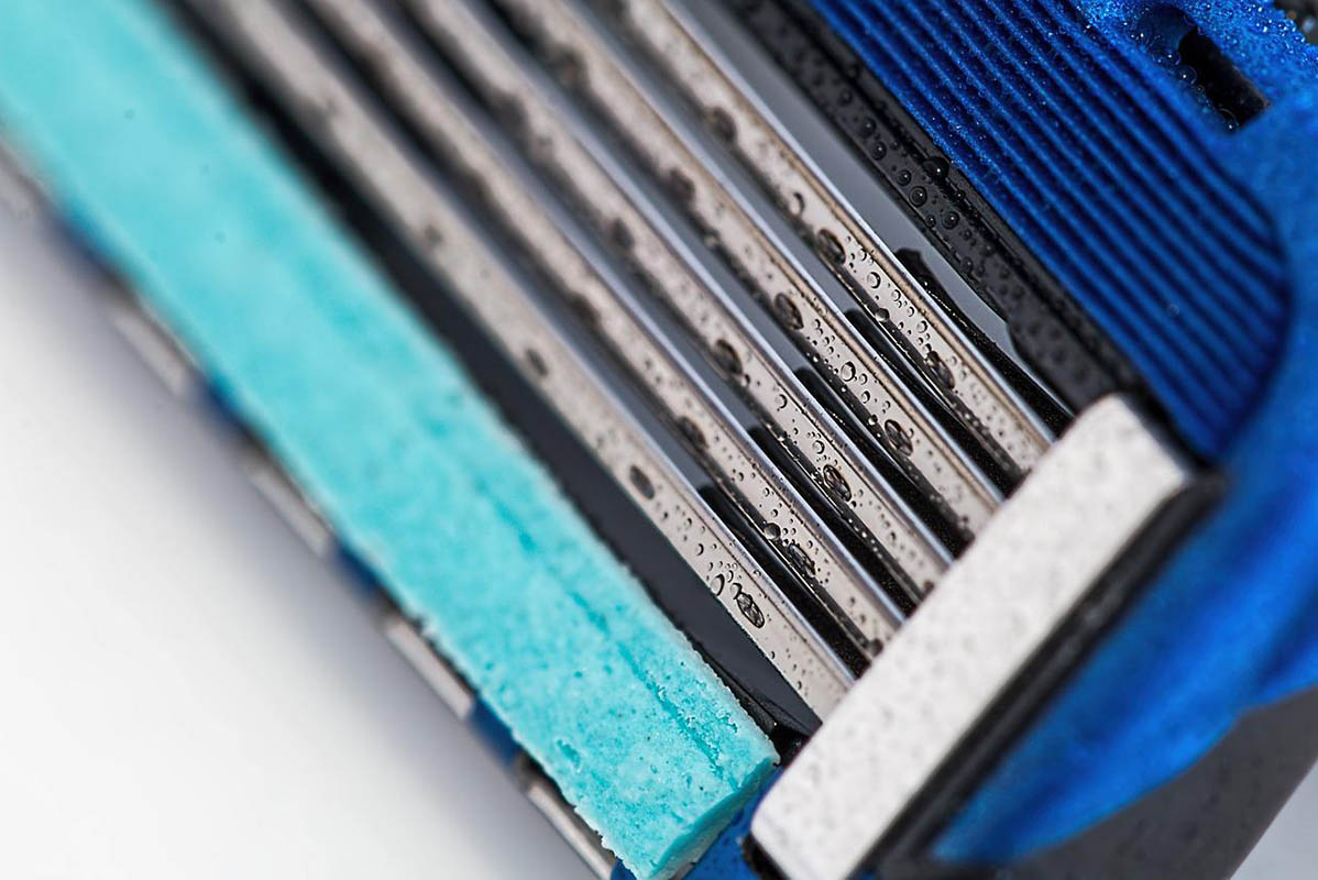 how to recycle razor blades