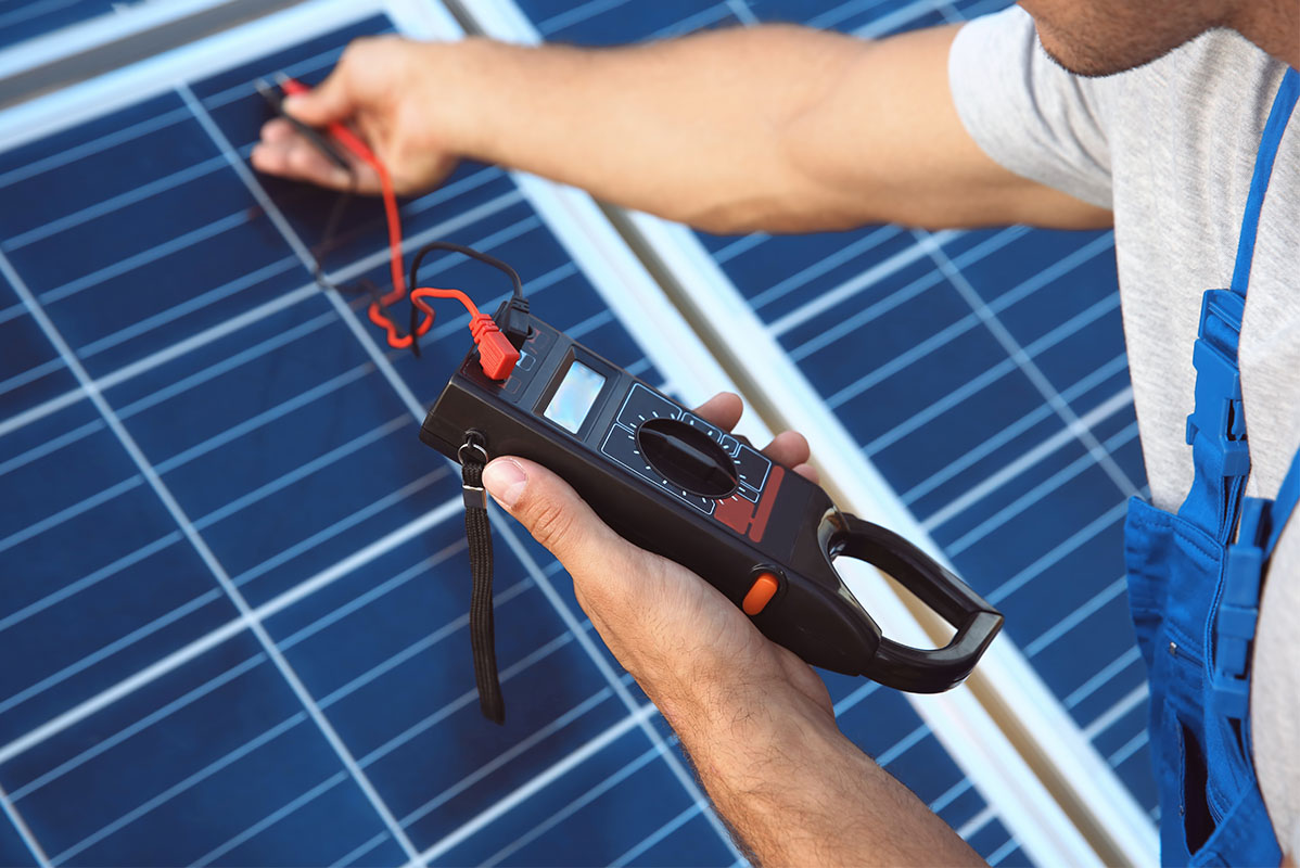 How to test a solar panel