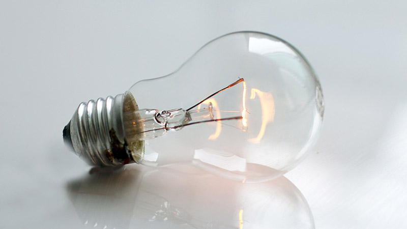 incandescent light bulb
