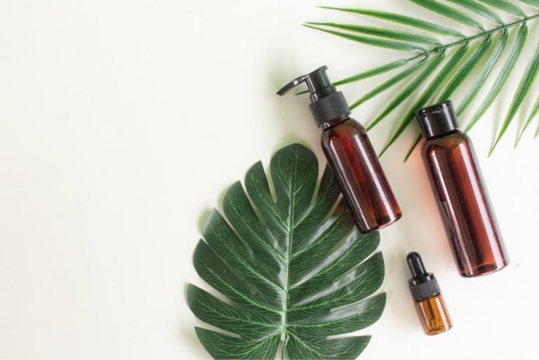 The Best Palm-Oil Free Products for Your Bathroom, Kitchen, and Beyond