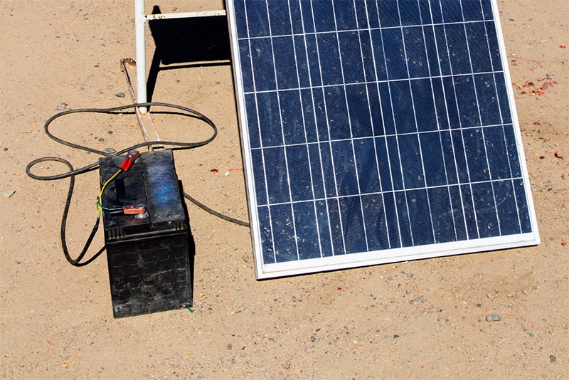 solar panel connected to an external battery